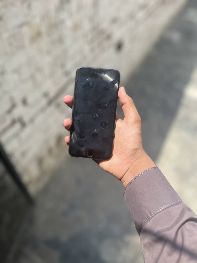 Apple iPhone 7 Plus 2