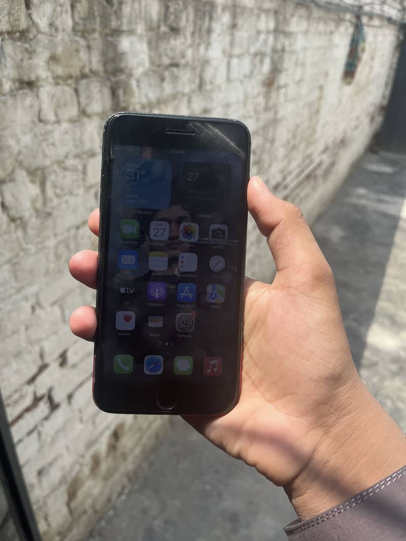 Apple iPhone 7 Plus 4
