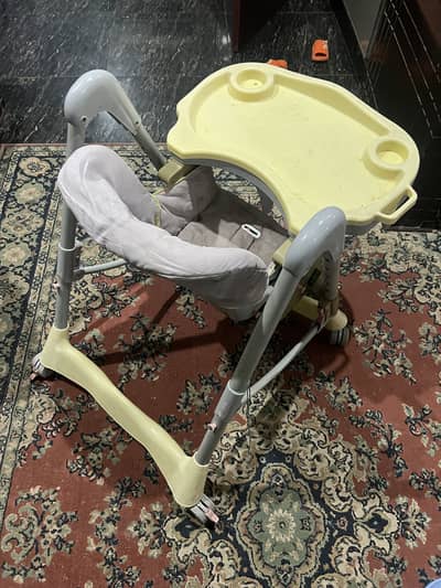 Baby high chair/baby feeding chair