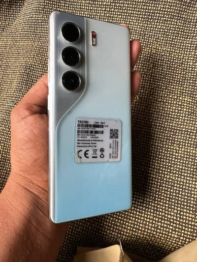 Tecno CAMON 40 PRO