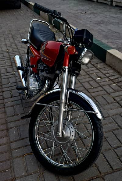 Honda cg 125 2010 model antique piece availbel for sale