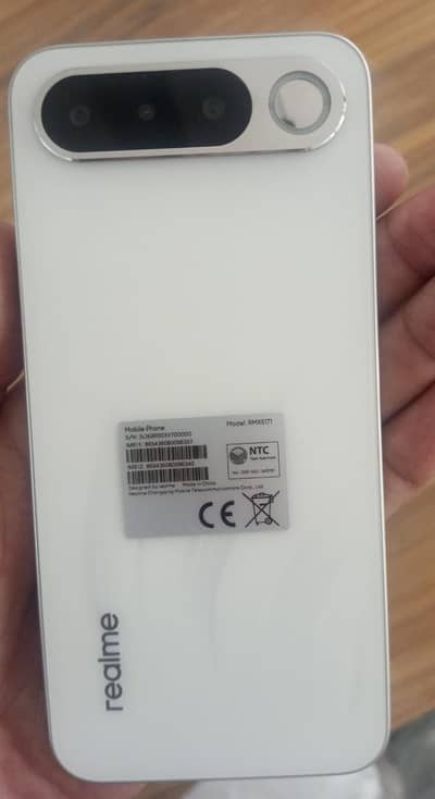 4 days ago newaly buying phone 100 by 100 condition phone sell