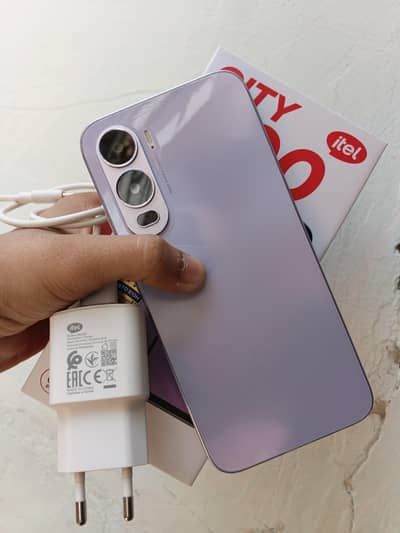 Itel City 200 With Box Charger | 4/128 | 1.5 Months used