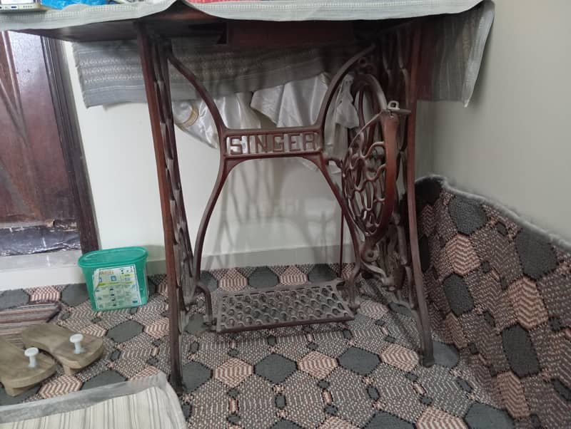 swing machine stand 0