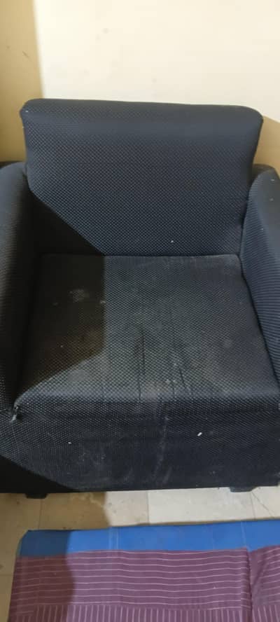 5 sofa seats available
