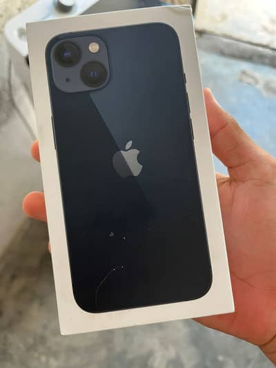 Apple iPhone 13