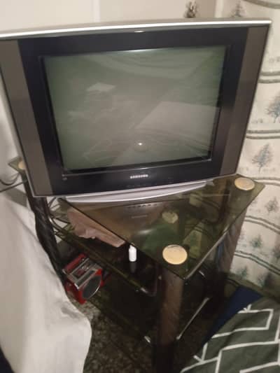 Samsung TV for sale with free tv trolley
