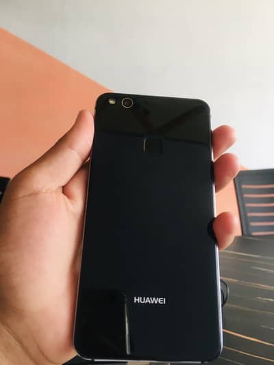 Huawei 10 Lite
