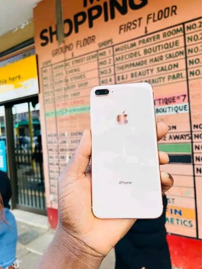 Iphone 8plus pta approved 256gb My Whatsapp number 0320-19-06_573