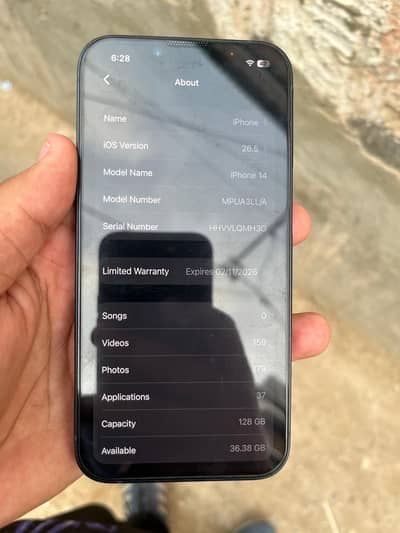 Apple iPhone 14
