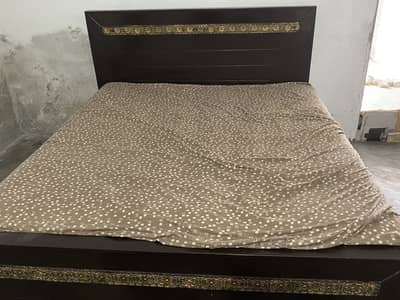 King size bed