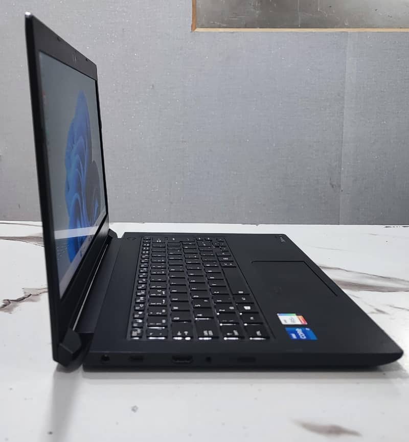 Dynabook A30 2
