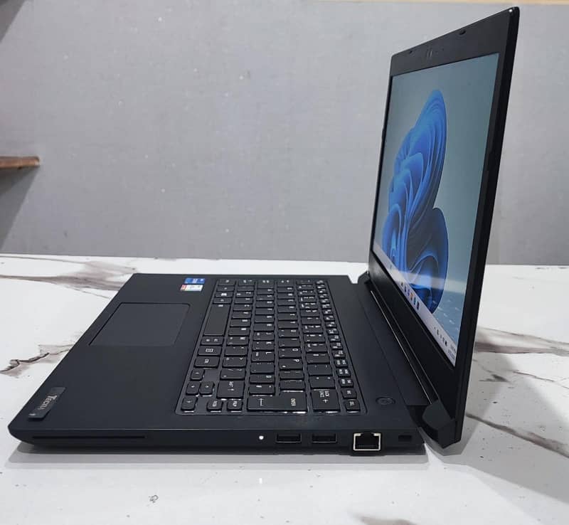 Dynabook A30 4