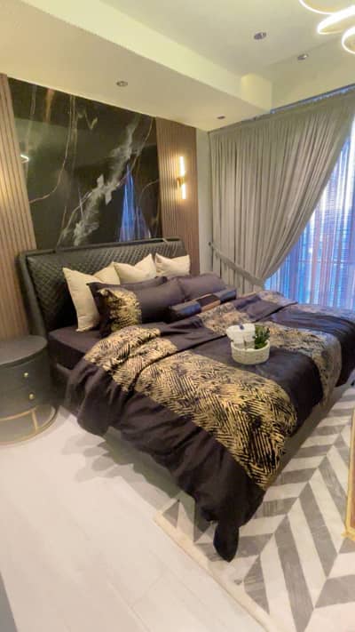 One BHK luxury per day weekly monthly short stay for rent