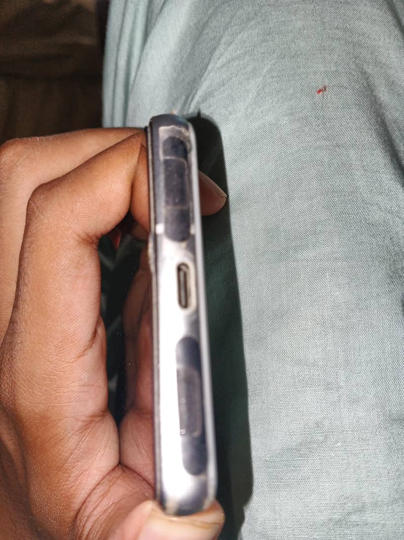 Google Pixel 7a 3