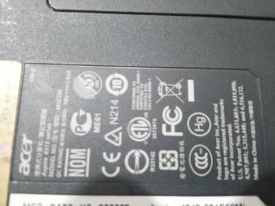 old , out of order laptop Acer, not in working condition