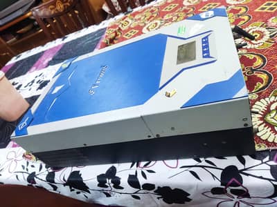 Fronus 5KW Hybrid Solar Inverter | 100% Working | 2 Years Used
