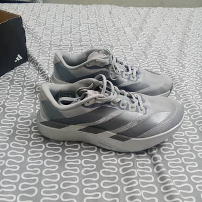 Adidas Original: Adizero Evo SL with box (shoe size: 42/08)