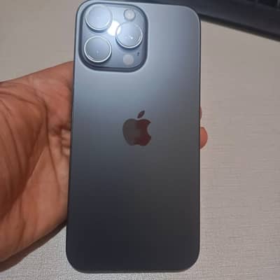 Apple iPhone 15 Pro Max is 100% originally battery