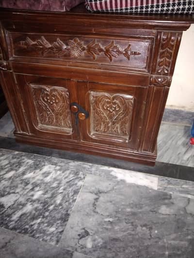 bed room furniture for sale