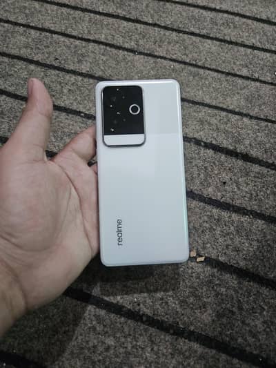 Realme GT 6 12gb 256gb (Non active with sim time)
