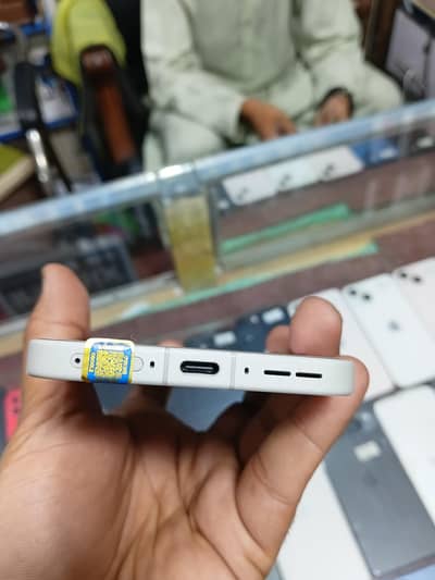 One Plus 15 new only set like new