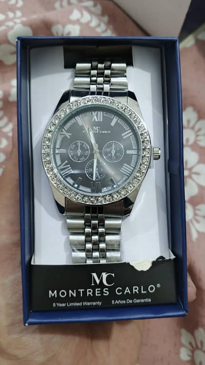 Montres Carlo watches for sale new condition. 2000rs per watch