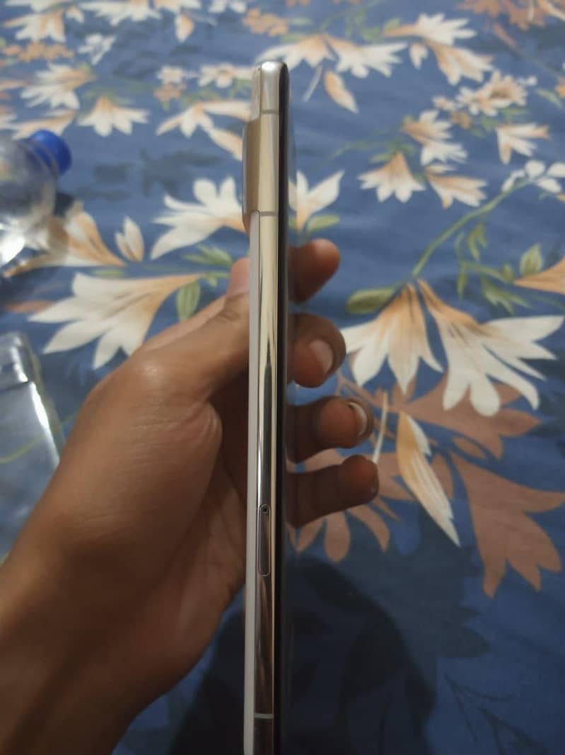 Google Pixel 7 Pro 6
