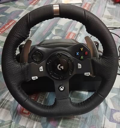 Logitech G920 Driving Force Racing Wheel