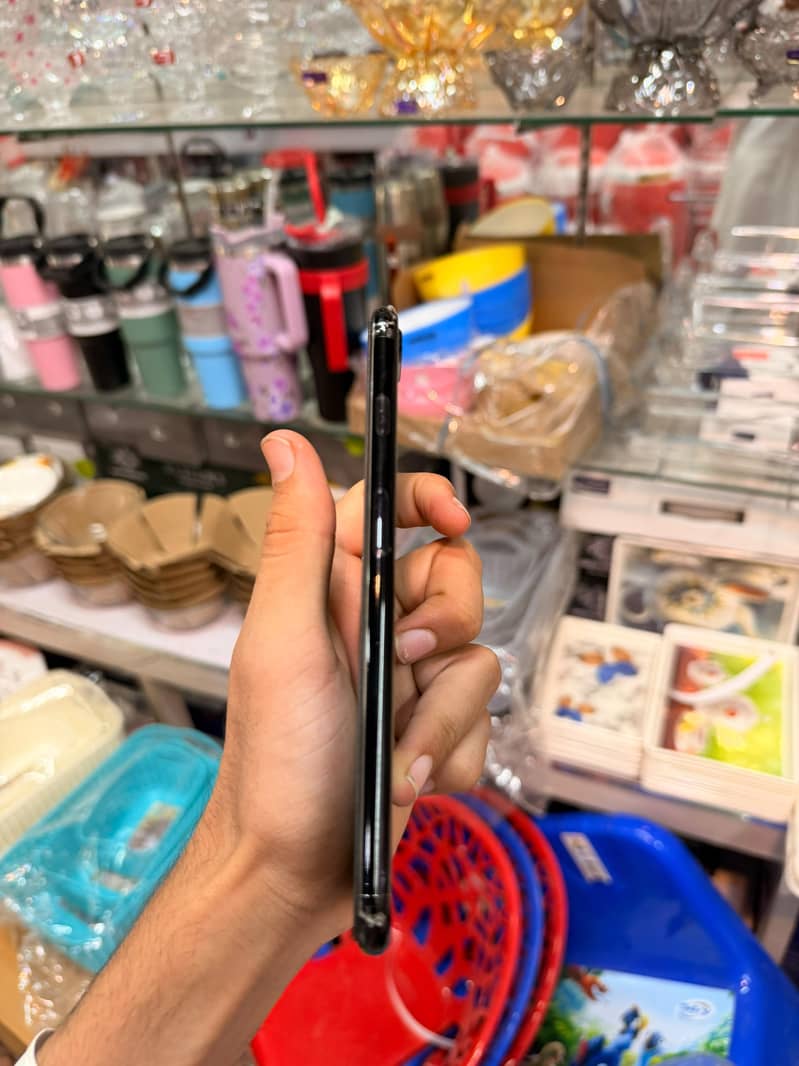 Apple iPhone 8 Plus 2