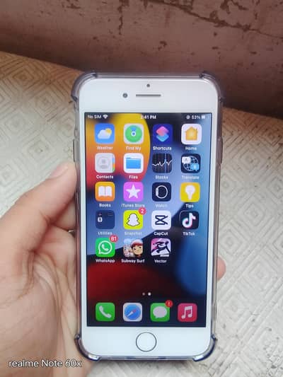 Apple iPhone 7