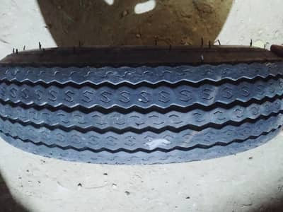 12 size Tyre for sale good condition 0300*2688*238