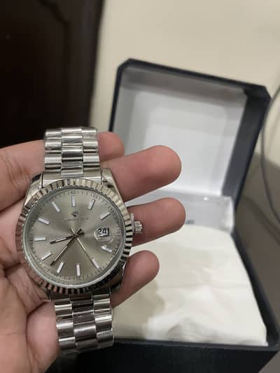 Brand New Quartz Men Watch For Sale