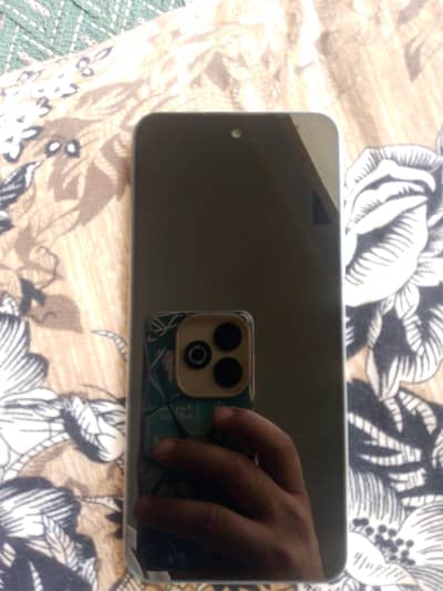 Tecno spark 40 for sale  . . 1 month used  03165218740