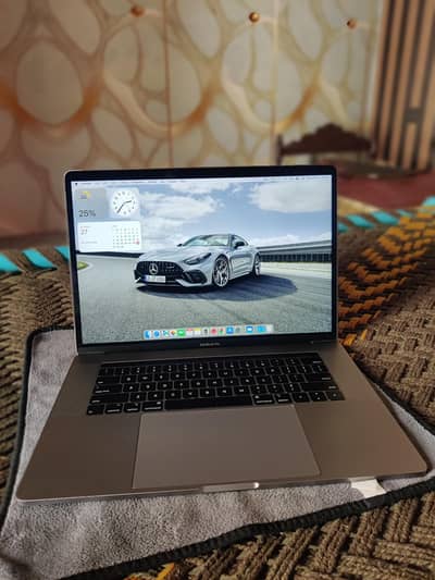 MacBook Pro 2019 | Core i9 | 15-Inch Retina Display