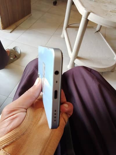 Realme Note 60
