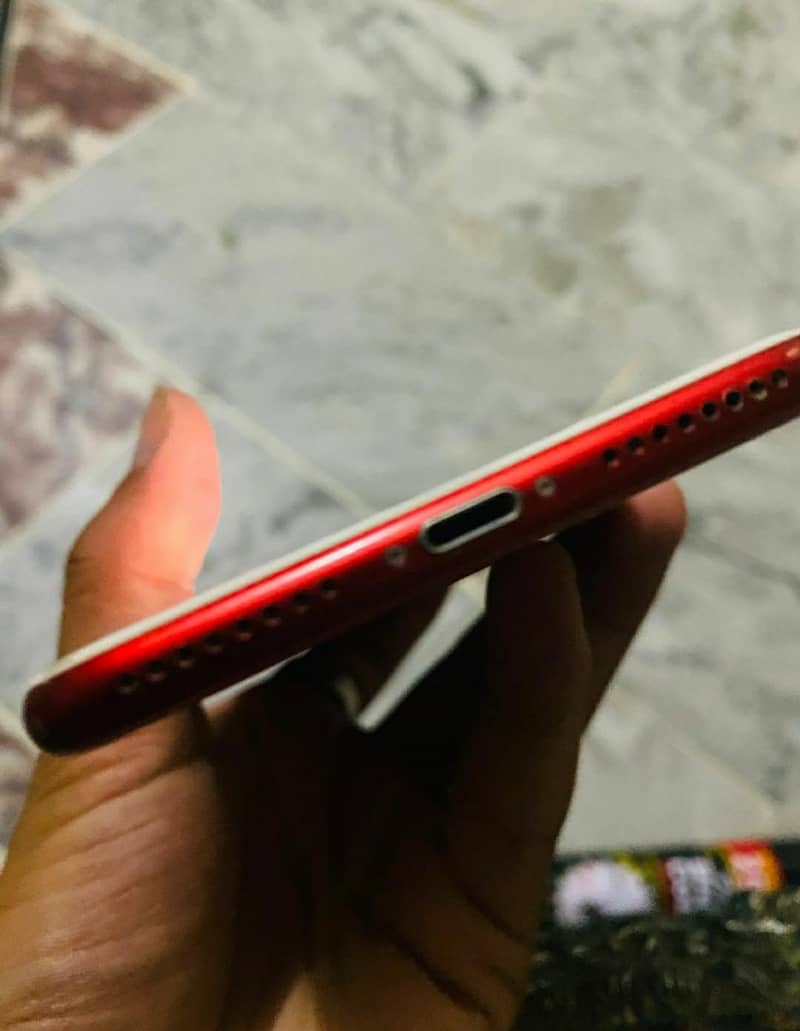 Apple iPhone 7 Plus 3