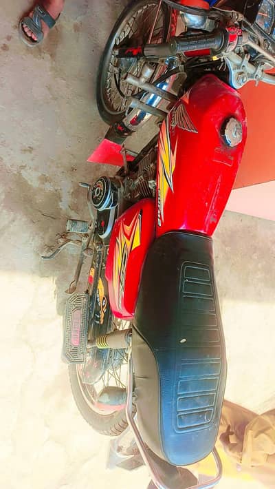 mujhe ya bike arrget bhajna ha