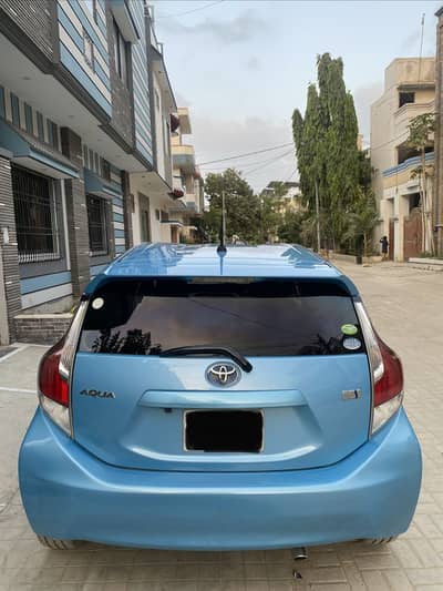 Toyota Aqua 2013