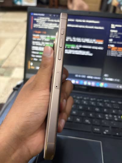 Apple iPhone 16 Pro Max