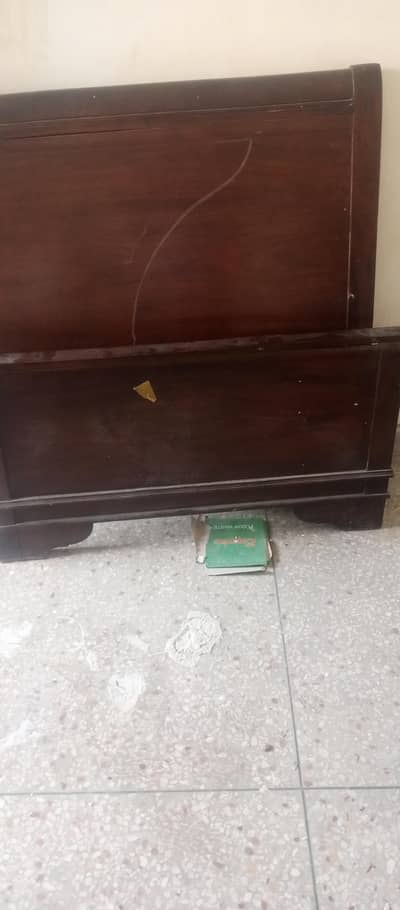 single bed wuth out metres