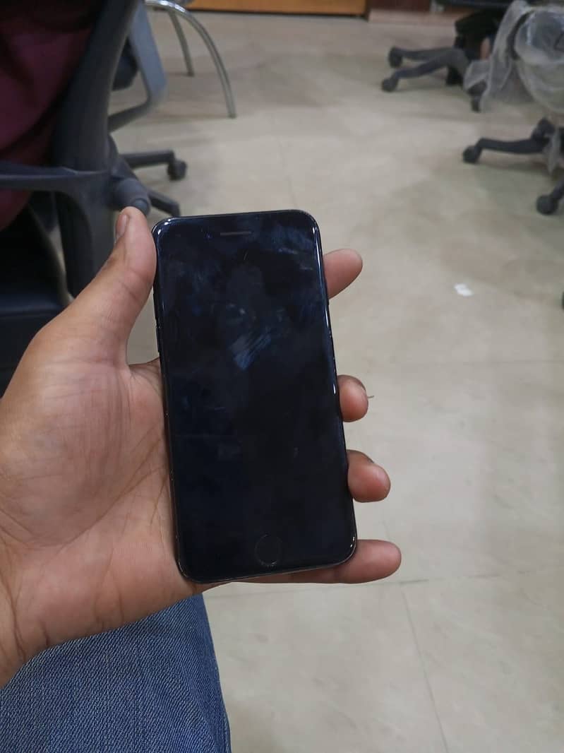 Apple iPhone 7 5