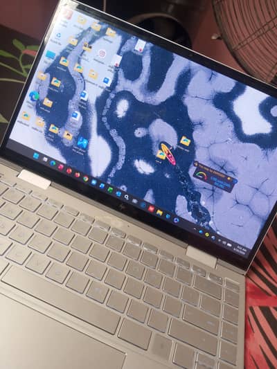 laptop Envy i7 11th generation Ram 8Gb Rom 256Gb