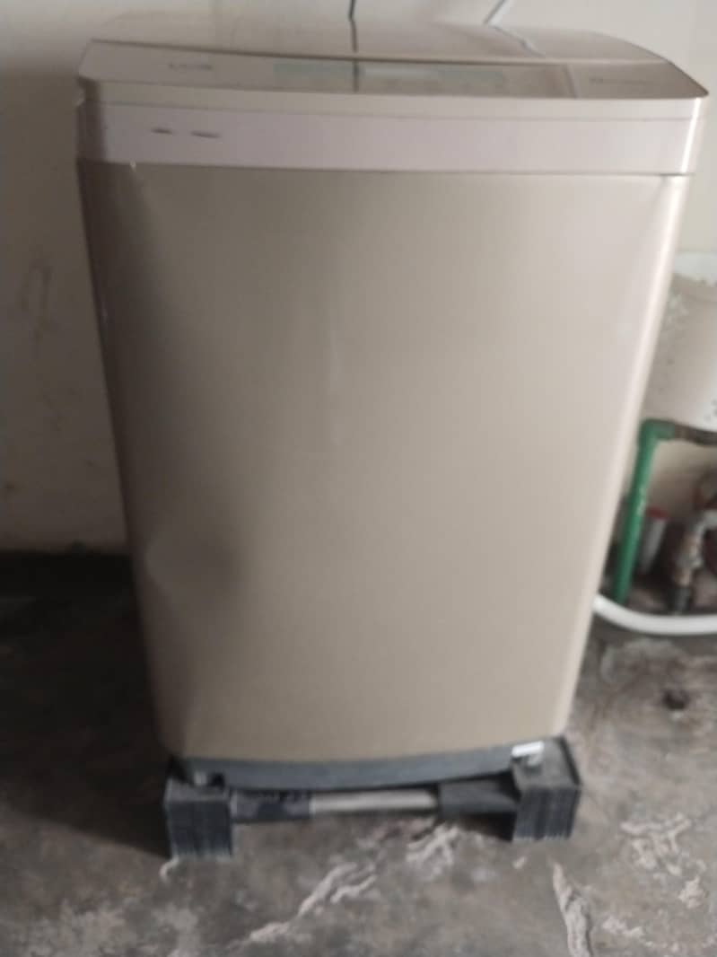 Dawlance automatic washing machine 1