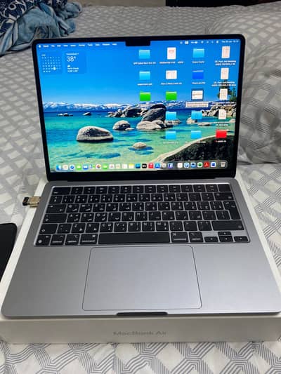 MacBook Air M2 (2022) for Sale