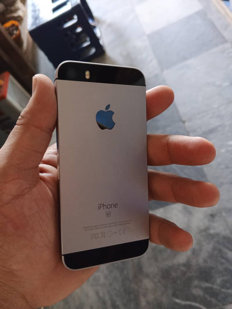 Apple iPhone SE 1