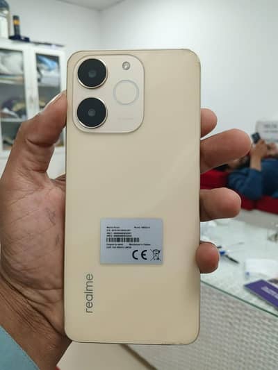 Realme  note 70