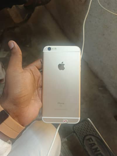 Apple iPhone 6S Plus