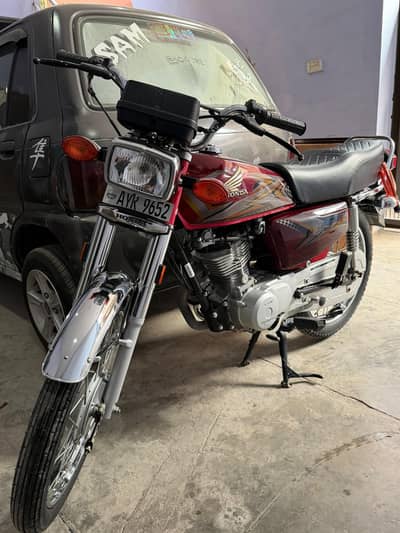 Honda CG 125 2025
