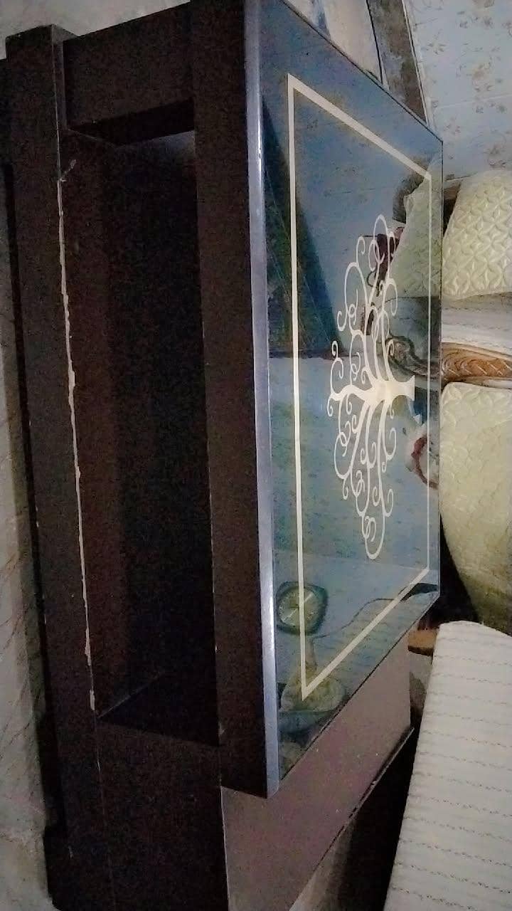 coffee table 0